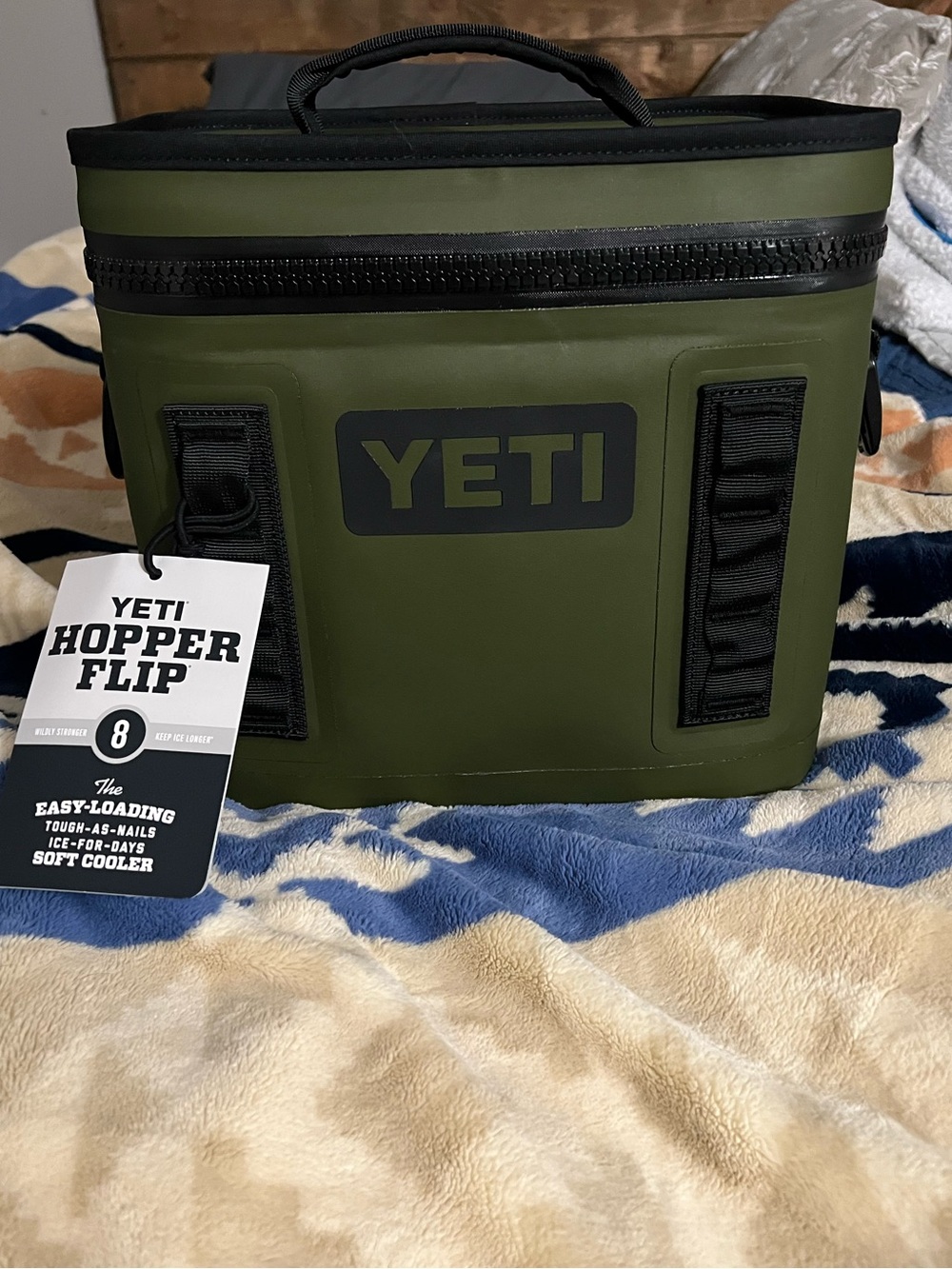 YETI Hopper Flip 8 Cooler Olive Green